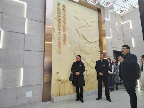 6826160039e6483b871afba61c129e7b.jpg 图2.jpg