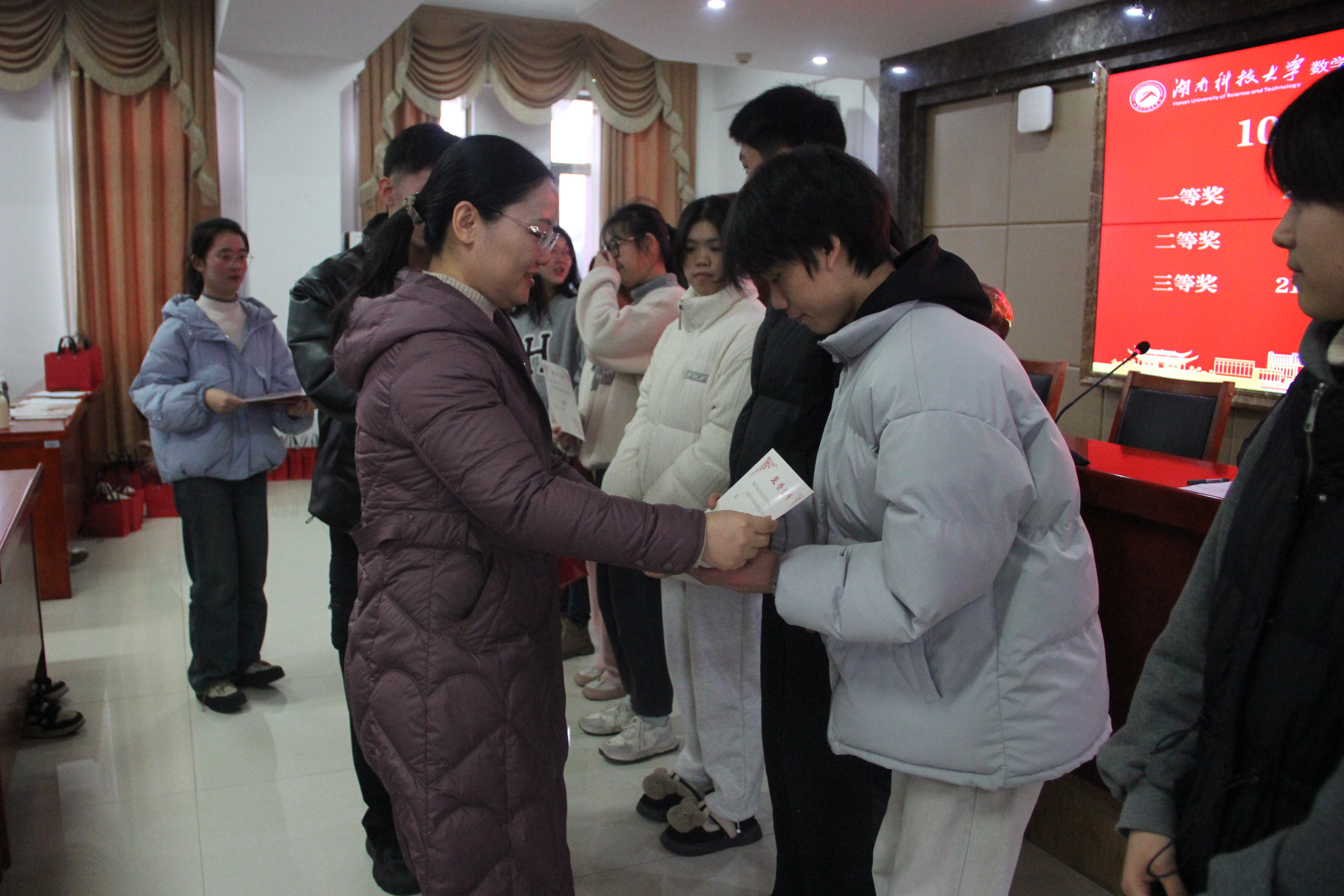 fc639cf5207d4eac9e1148060a8fe407.jpg IMG_3809(1).jpg